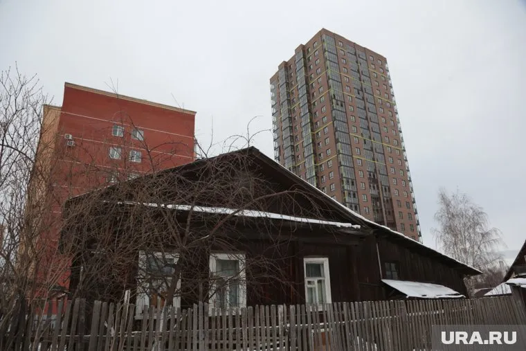 Под земельную амнистию попадут участки под жилыми домами, построенными до 1998 года