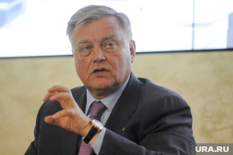 Якунин работает по нескольким направлениям