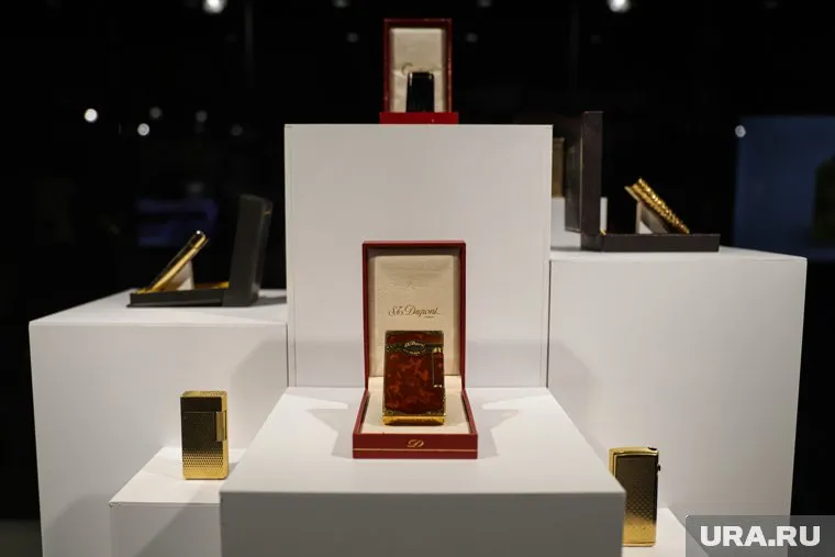 Коллекция зажигалок обошлась Симановскому почти в 23 миллиона рублей