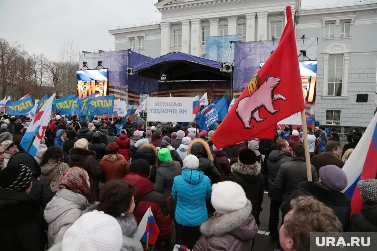 В Перми разрешили органам госвласти проводить массовые мероприятия, а пермякам — одиночные пикеты