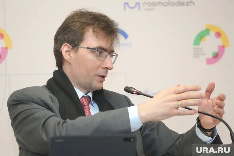 Тимофеев заявил, что между РФ и США растет количество направлений для соперничества и расхождений