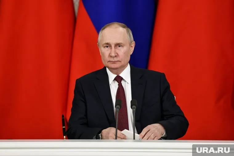 На территории Донбасса находятся «наши люди», заявил Владимир Путин