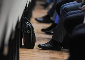 Кондитер-единоросс сменил в гордуме Челябинска депутата-прогульщицу