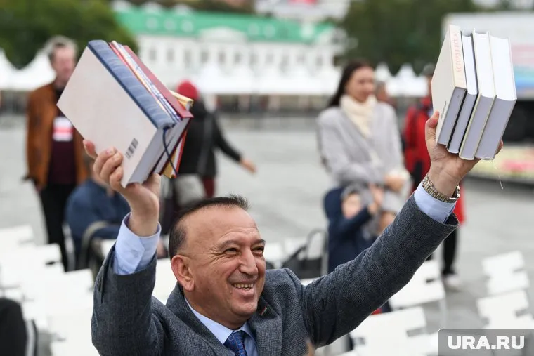 Фэнтэзи и фантастика - других жанров ямальцам не надо 