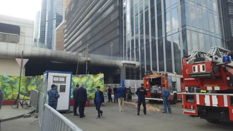 Спасатели потушили пожар на подземной парковке в "Москва-Сити"