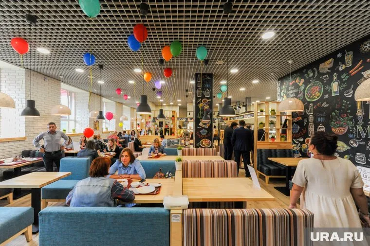 В ХМАО отменили запрет на работу в ночное время для общепита