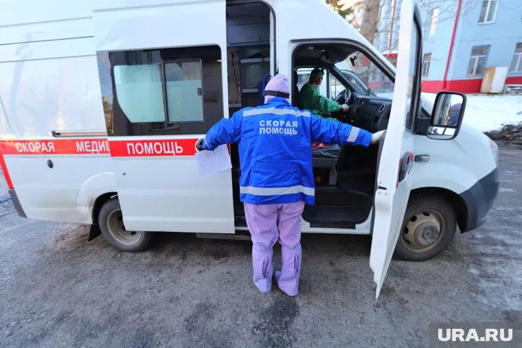 Почти 300 пациентов лежат в реанимации