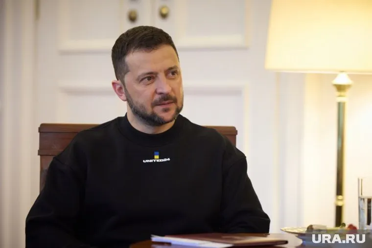 Зеленский рассказал одному из членов своей партии о трудном детстве и буллинге 