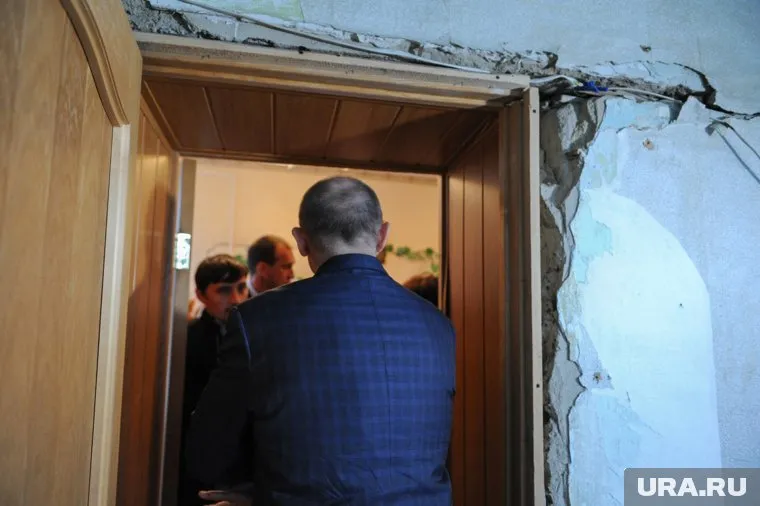 С небольшой периодичностью пользователи в Сети жалуются на сейсмическую активность