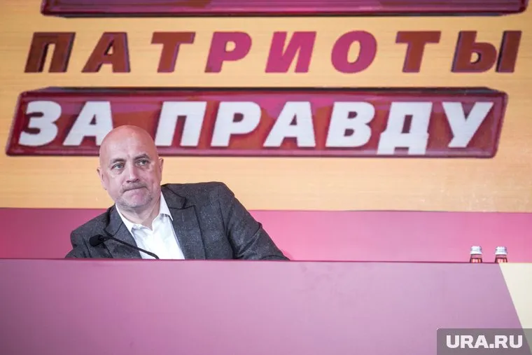 Очевидица Мария Савельева сообщила, что Захар Прилепин находился в сознании после взрыва автомобиля