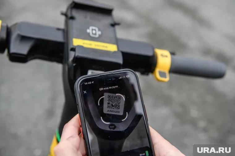 За езду на самокате детям до 16 лет предусмотрен штраф 30 тысяч рублей