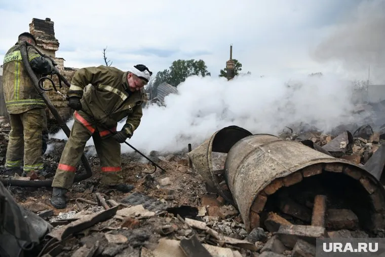 Пожар удалось локализовать на площади 4100 квадратных метров