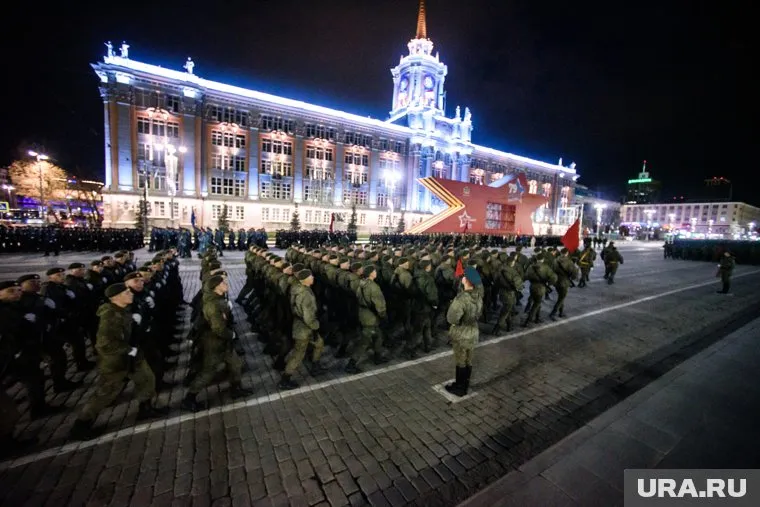 Фото с одной из недавних репетиций парада. Последняя намечена на 7 мая