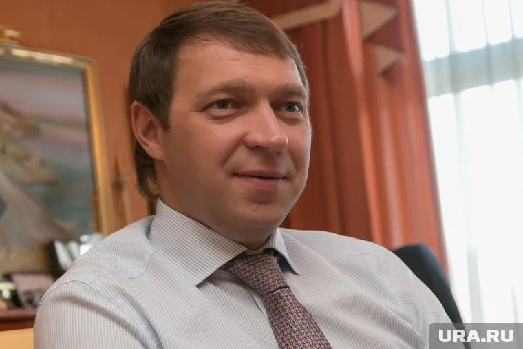 Дмитрию Парышеву свои поздравления земляки передают дистанционно