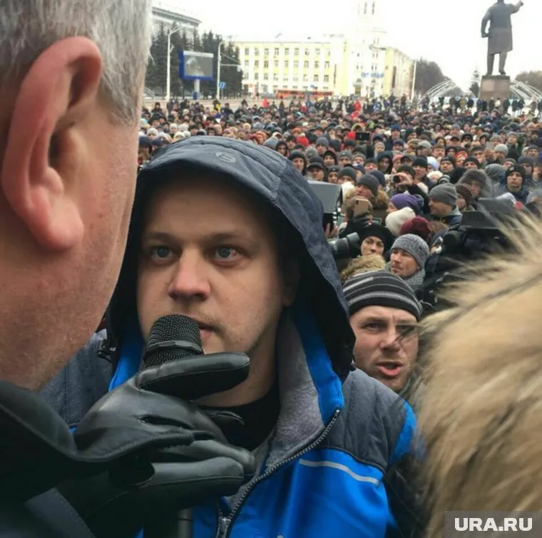 Востриков потерял при пожаре всю семью