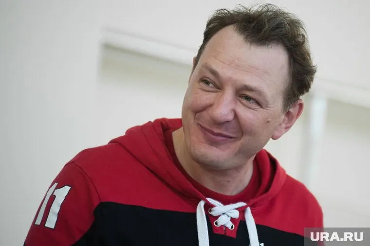 Марат Башаров заявил, что не являлся частью труппы театра «Школа современной пьесы»