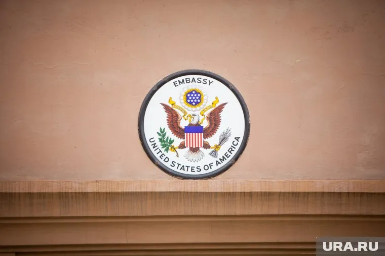 Каллен в прошлом занимал должность прокурора Восточного округа Вирджиния