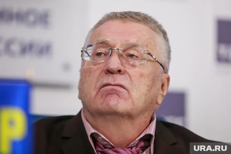 Владимир Жириновский считает, что сегодня нельзя силовым вариантом остаться у власти