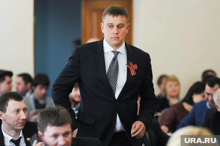 Виталий Пашин предлагает на законодательном уровне поставить барьер недобросовестным коммунальщикам