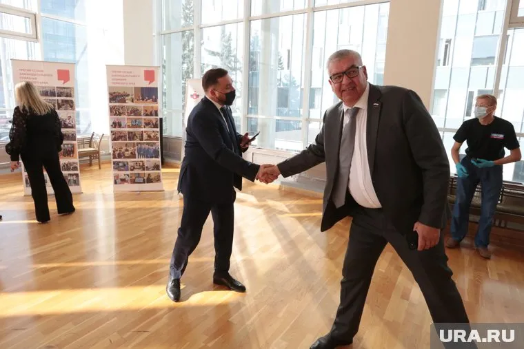 В заксобрании Игоря Сапко знают все