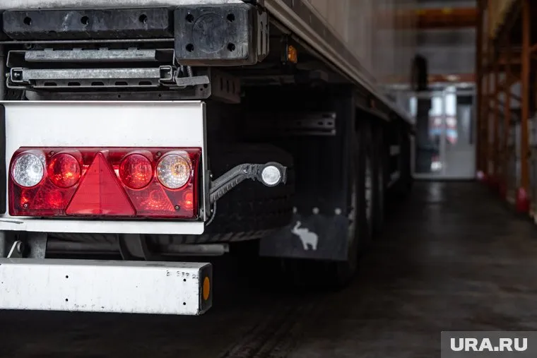 Минпромторг утвердил перечень брендов для серого импорта в Россию