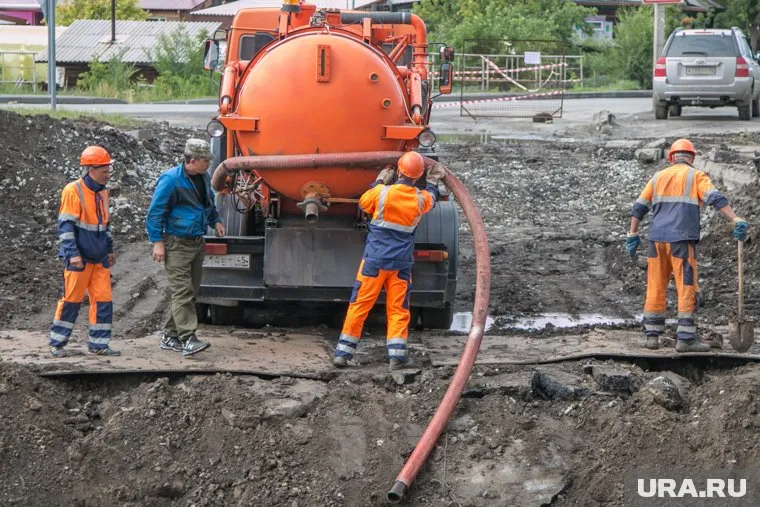В мэрии сообщили, что порыв уже устранен