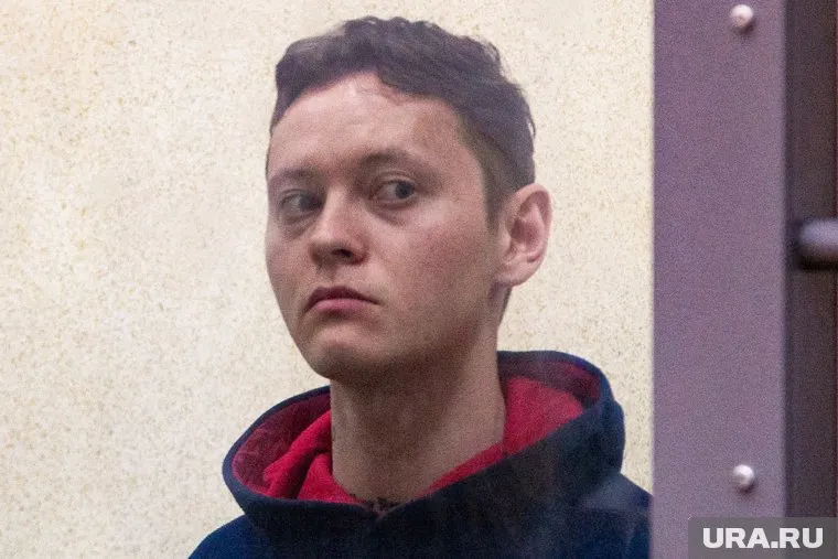 По решению суда певец Шарлот продолжит отбывать наказание в колонии-поселения