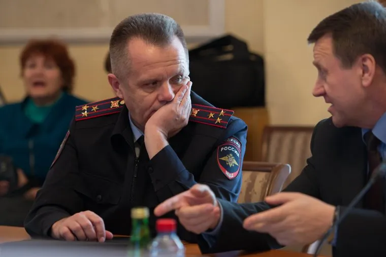 Нижнетагильский металлургический комбинат. Совещание во главе с Евгением куйвашевым во Дворце культуры города. Нижний Тагил, вяткин михаил, романюк владимир