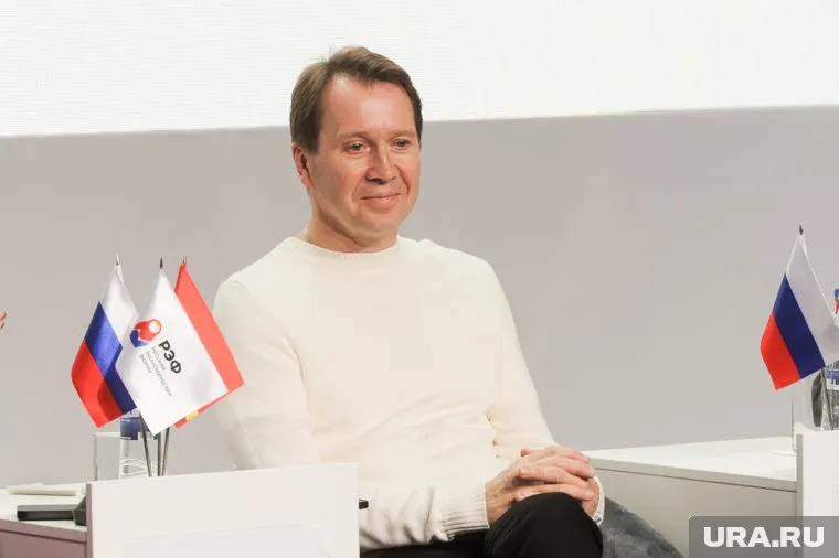 Благотворительность позволяет людям чувствовать себя частью общества, считает Миронов