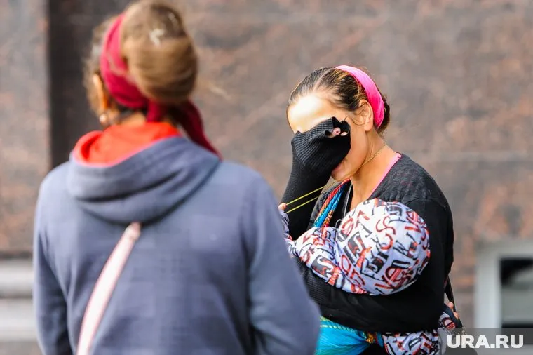 Тоболяки опасаются за судьбу младенца и считают, что он находится в опасности