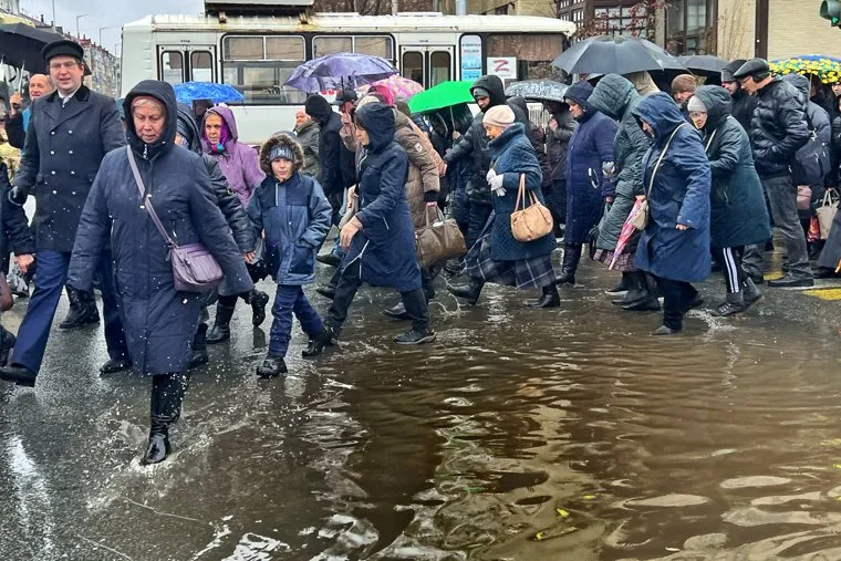 Крестный ход. Курган
