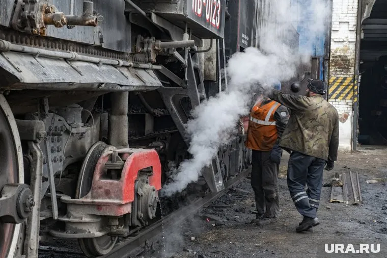 В результате взрыва повреждена часть железной дороги в 12 километрах от станции «Симферополь»