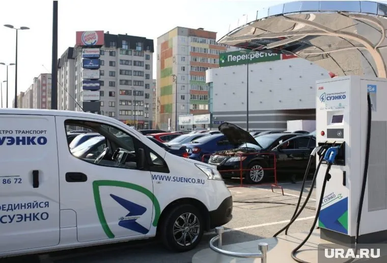 Владельцы электромобилей теперь смогут заряжать машины и в Тобольске. Причем — бесплатно