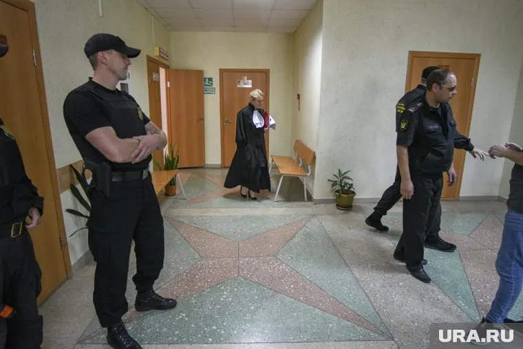 Судья Ирина Зиновьева не разрешила журналистам снимать фото и видео