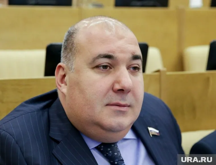 Депутат Напсо отсутствовал в Госдуме более 200 дней