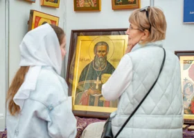 Пермской галерее подарили старинную икону, которую спасли в годы войны