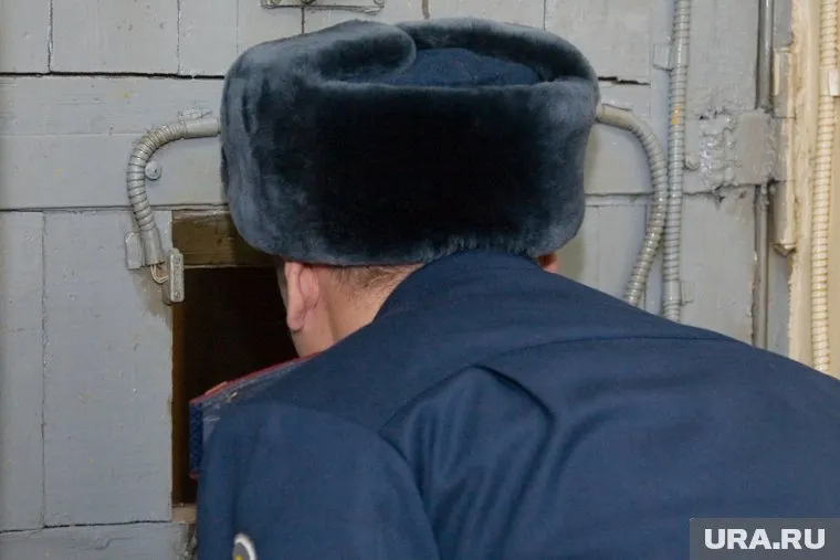 За решеткой юрист останется до 9 апреля