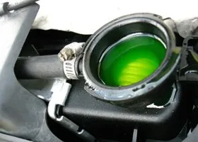 Что такое антифриз и как его использовать зимой