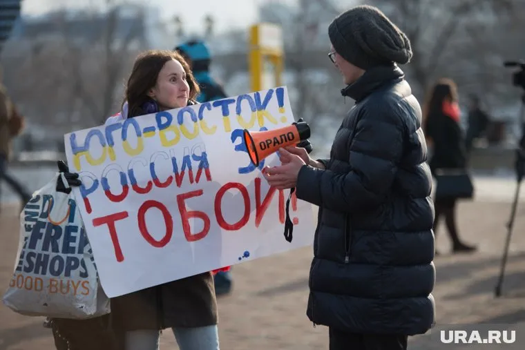 Переговоры о том, как дальше будет жить Донбасс, проведут Россия и Украина