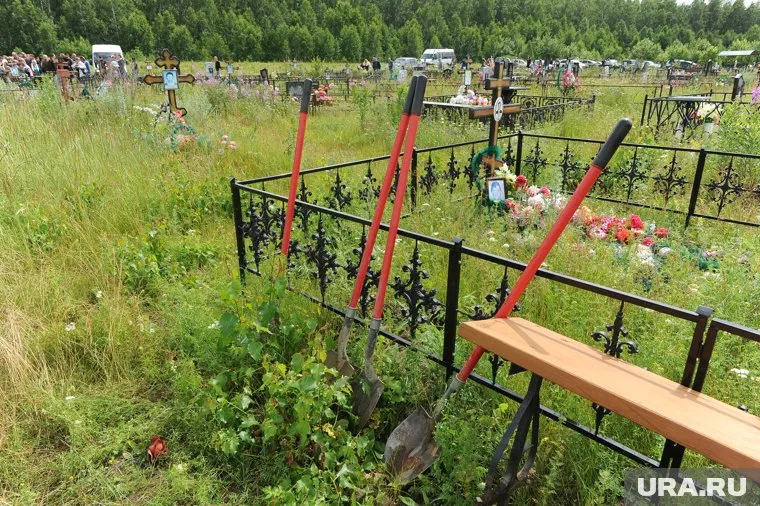 Жители Перми не хотят соседствать с новым кладбищем