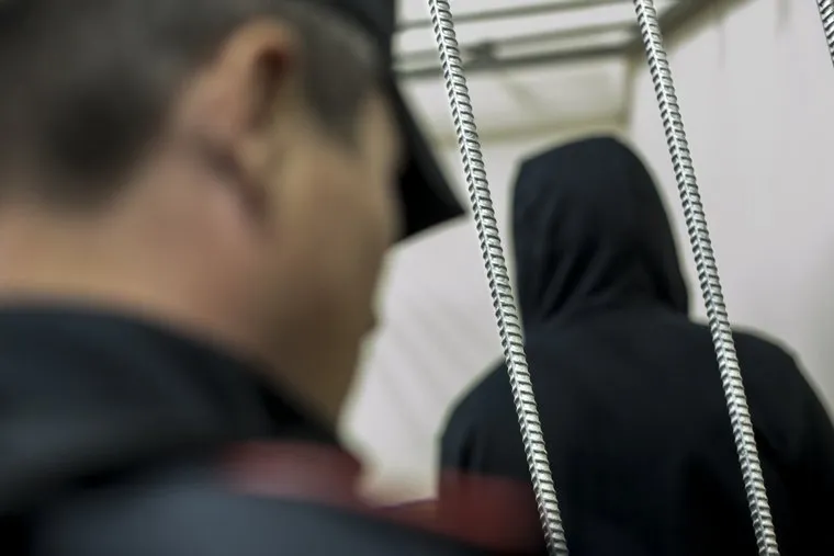 Криминальный авторитет Олег Шишканов на судебном заседании по избранию ему меры пресечения Басманным районным судом г. Москвы. Москва