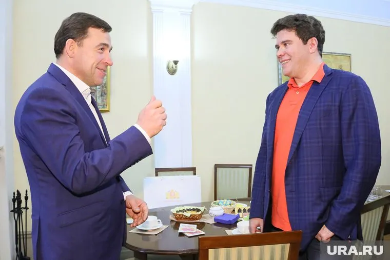 Денис Мацуев (справа) пообещал Евгению Куйвашеву продвигать заявку Екатеринбурга на Экспо