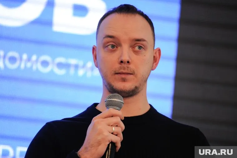 Иван Сафронов недавно устроился в «Роскосмос»