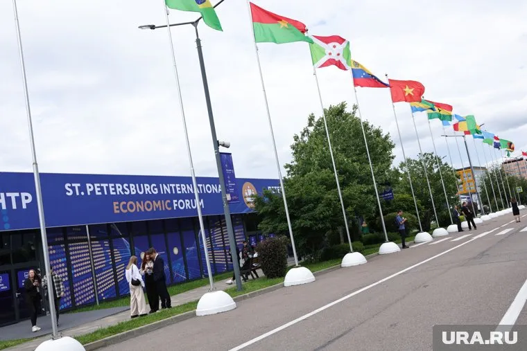 Среди участников форума много гостей из других государств