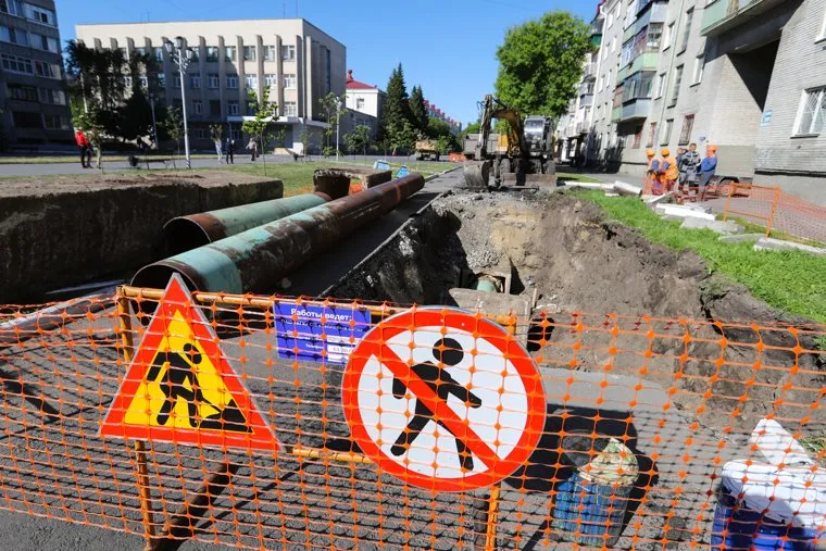 Ремонтные работы КГК по ул. Савельева,  Пушкина и М. Горького. Курган