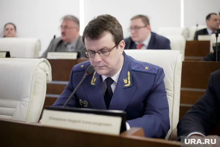 Андрей Юмшанов дал указание проверить компанию, увольняющую сотрудников во время карантина