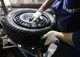 От завсегдатаев до бережливых: как курганские VIP готовят авто к зиме и кому доверяют