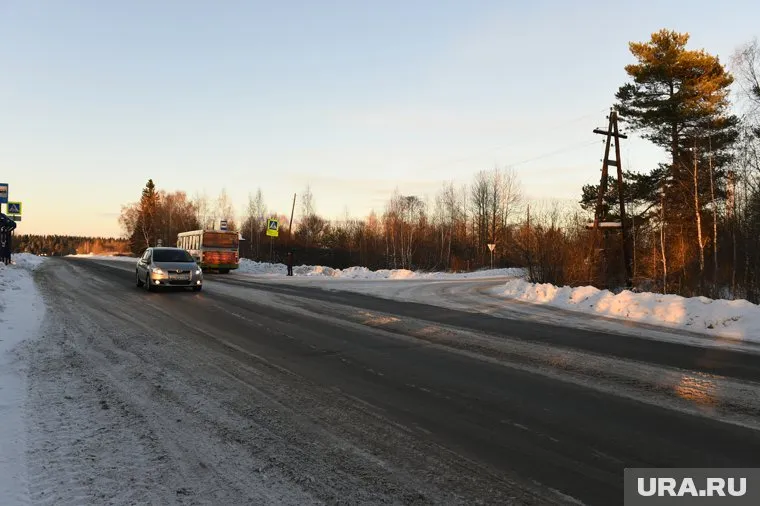 На федеральной трассе у села Покровское демонтировали остановки