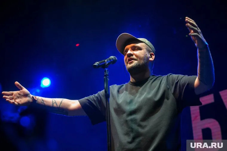 Баста и другие звезды призвали помочь тюменскому ребенку, на лечение которого требуется 163 млн рублей