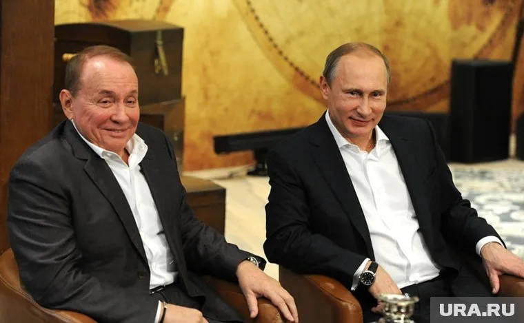 Масляков (слева) нарушил закон о государственных унитарных предприятиях